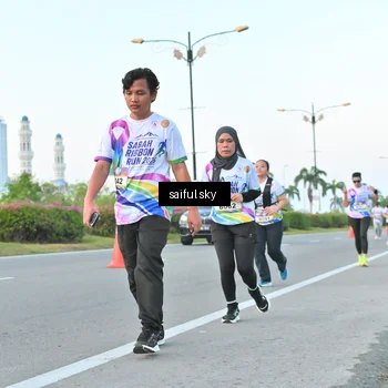 Runner Photo 6070211