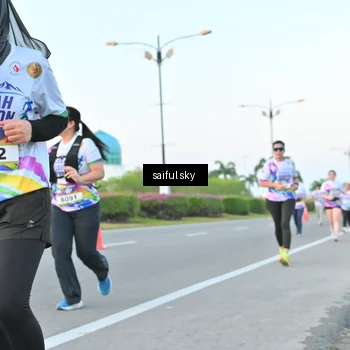 Runner Photo 6070219
