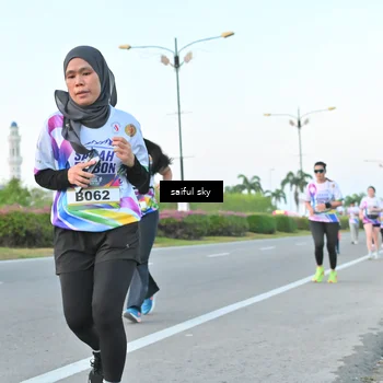Runner Photo 6070221