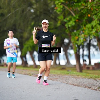 Runner Photo 6070233
