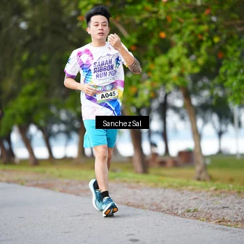 Runner Photo 6070249