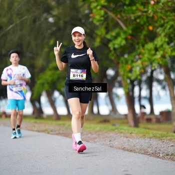 Runner Photo 6070252