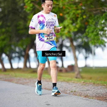 Runner Photo 6070257