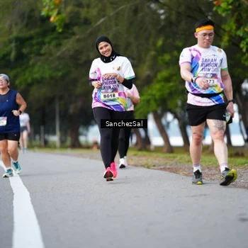 Runner Photo 6070291