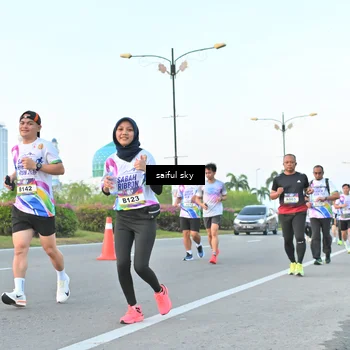 Runner Photo 6070324