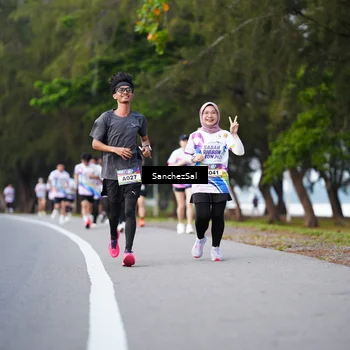 Runner Photo 6070329