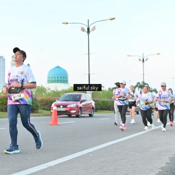 Runner Photo 6070337