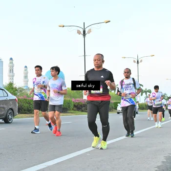 Runner Photo 6070343