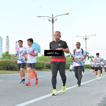 Runner Photo 6070346