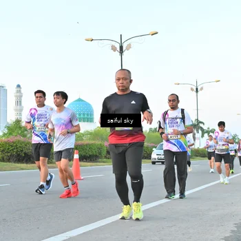 Runner Photo 6070355