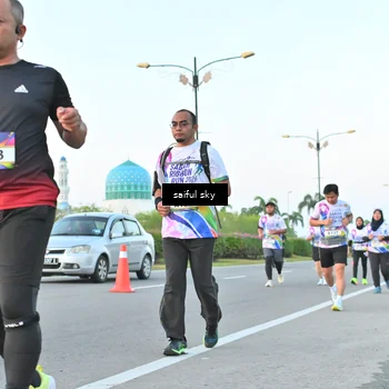 Runner Photo 6070365
