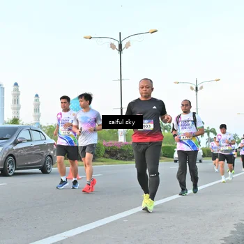 Runner Photo 6070366
