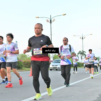 Runner Photo 6070377