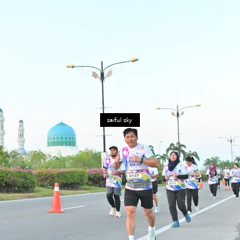 Runner Photo 6070381