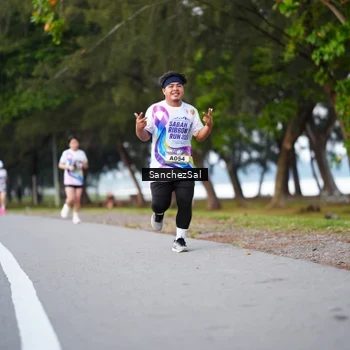 Runner Photo 6070395