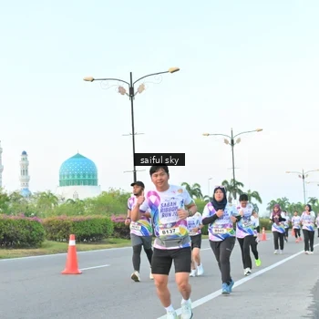 Runner Photo 6070399