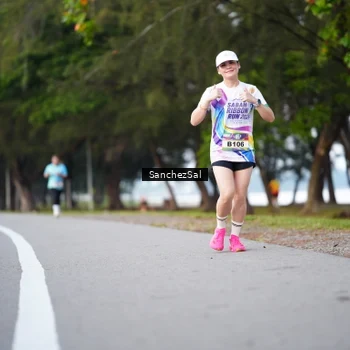 Runner Photo 6070414