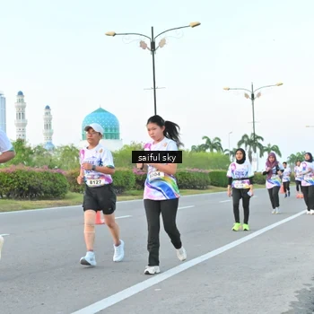 Runner Photo 6070421
