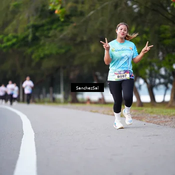 Runner Photo 6070448
