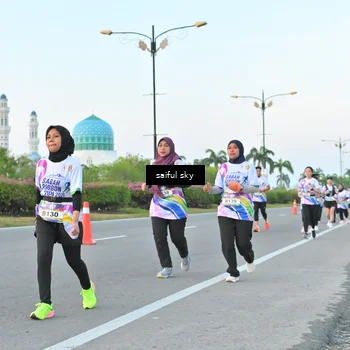 Runner Photo 6070458