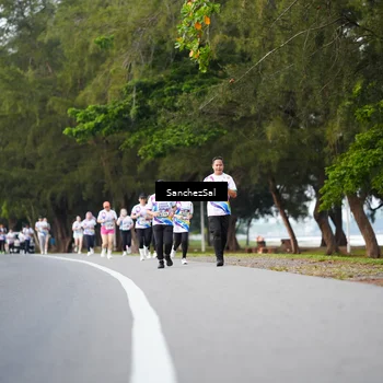 Runner Photo 6070475