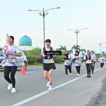 Runner Photo 6070500