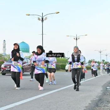Runner Photo 6070506