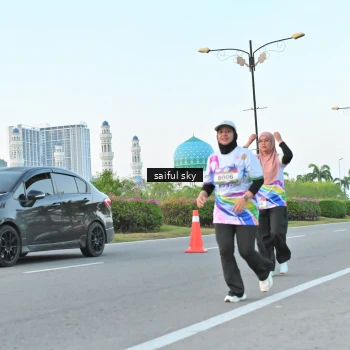Runner Photo 6070536