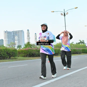 Runner Photo 6070545