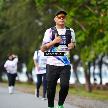 Runner Photo 6070592