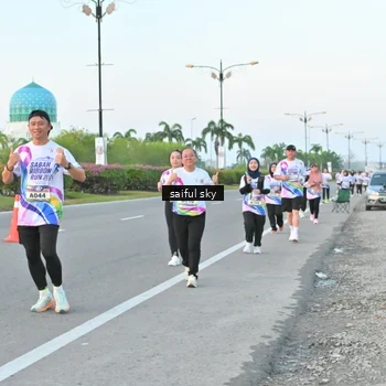 Runner Photo 6070596