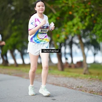 Runner Photo 6070600