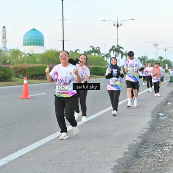 Runner Photo 6070602
