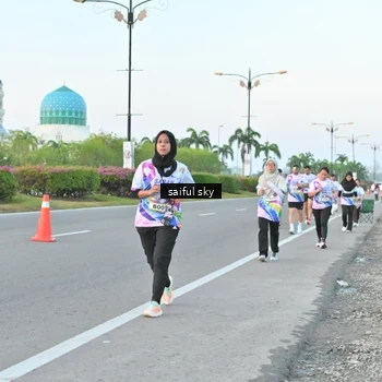 Runner Photo 6070718