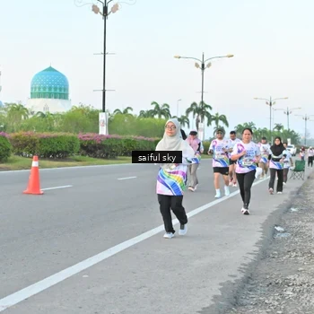 Runner Photo 6070735