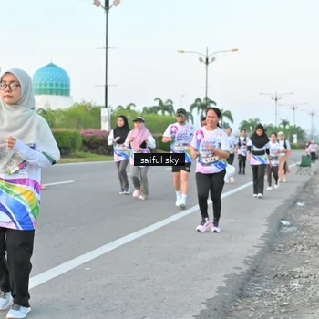 Runner Photo 6070743