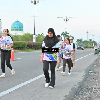 Runner Photo 6070798