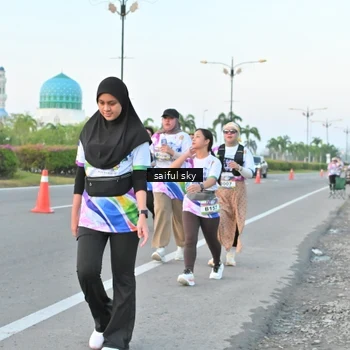 Runner Photo 6070803