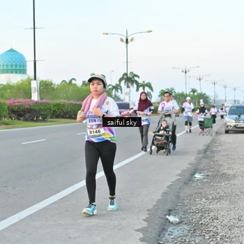 Runner Photo 6070849