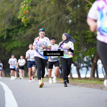 Runner Photo 6070863