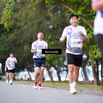 Runner Photo 6070868