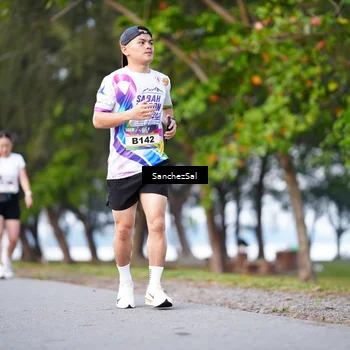 Runner Photo 6070889
