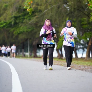 Runner Photo 6070919