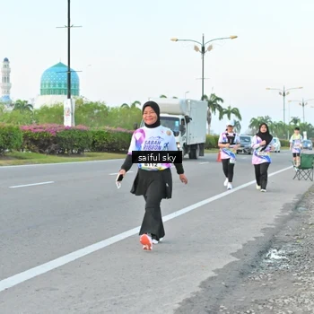 Runner Photo 6070921