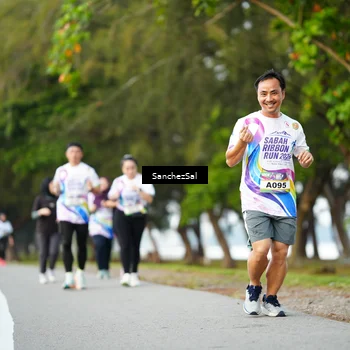 Runner Photo 6070938