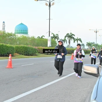 Runner Photo 6070994