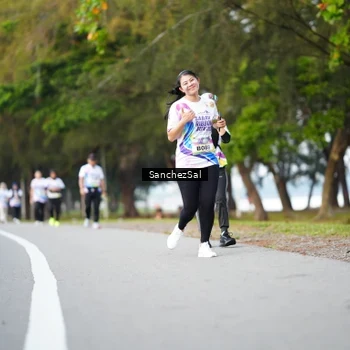 Runner Photo 6071006