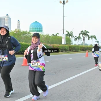 Runner Photo 6071012