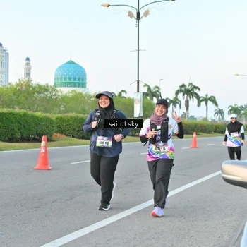 Runner Photo 6071013