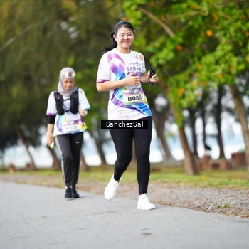 Runner Photo 6071015